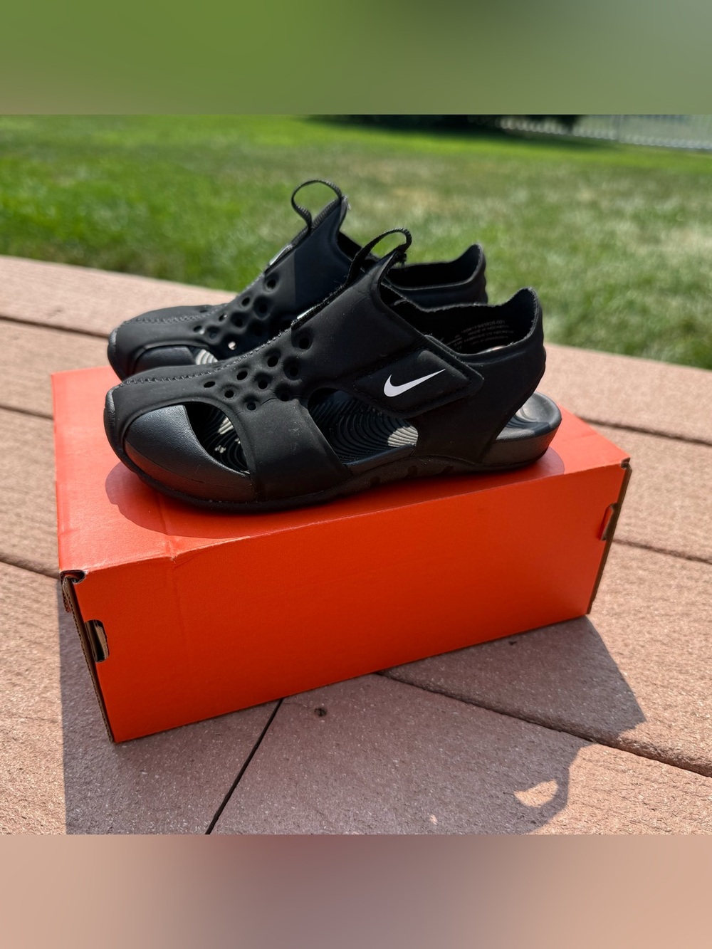 Nike- Sunray Protect 2 Sandal- Size 11T